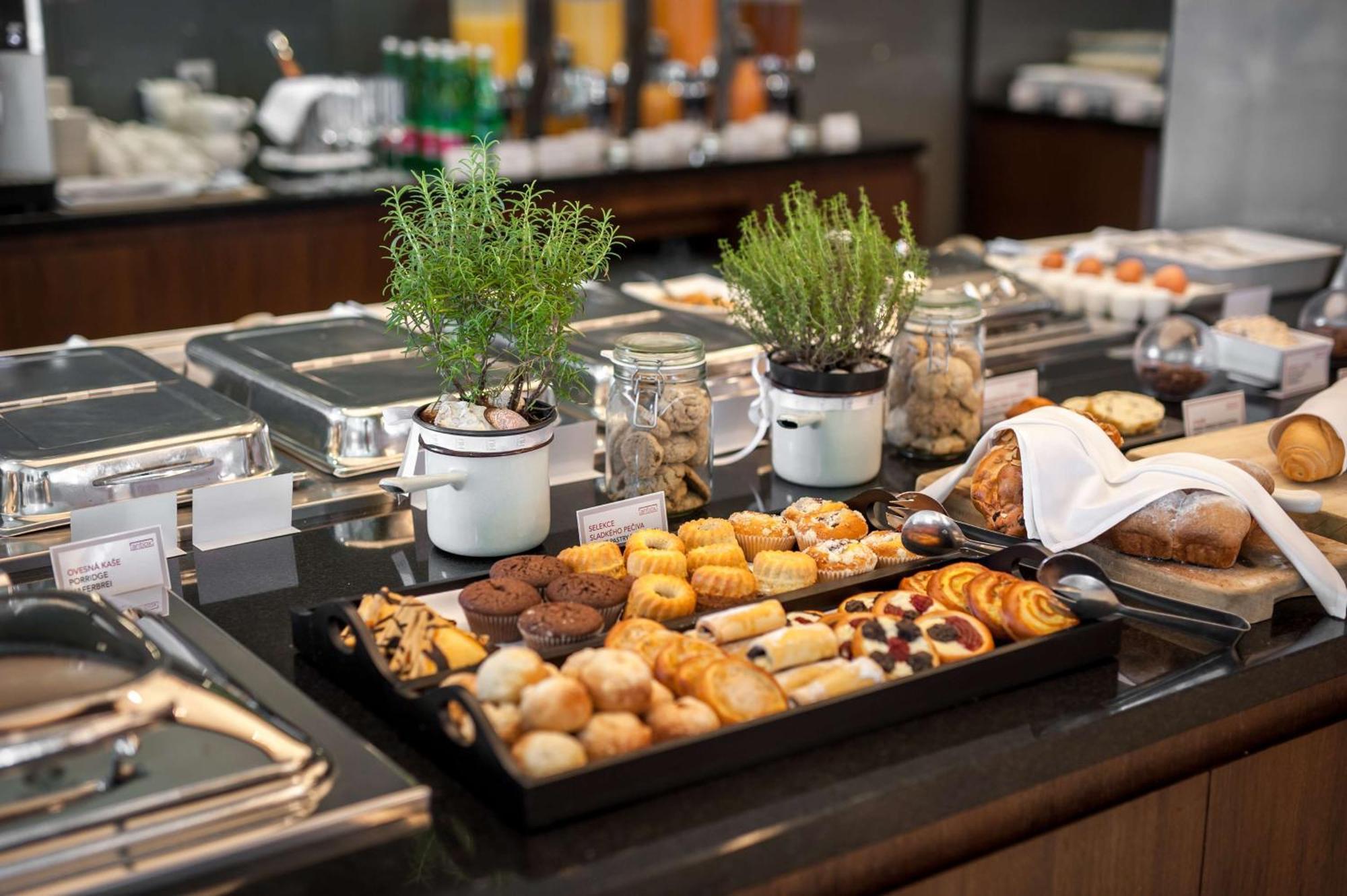 Hotel Nh Collection Congress 4*